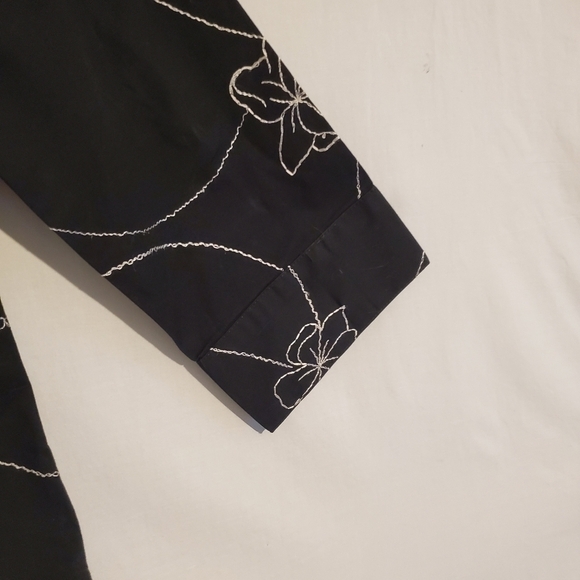 ELLIOT LAUREN BLOUSE - Picture 3 of 6